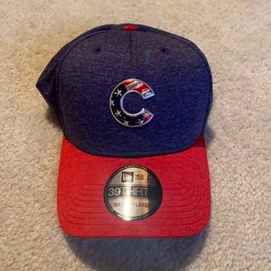 Chicago Cubs July 4th cap (Medium-Large)